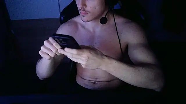 kissspls online show from January 2026 01:42:02 AM