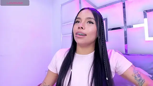 ZoeWan69 online show from March 2026 02:12:02 PM