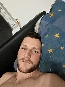 Snapshot of Cosmin224451 chatting on December 2025 05:30:01 PM Cosmin224451 online show from December 2025 05:30:01 PM