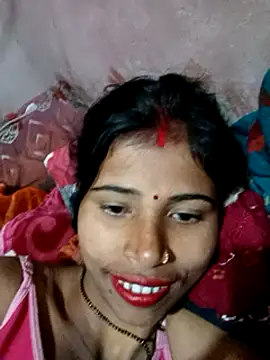 Snapshot of Miss_triha chatting on February 2025 10:58:01 PM Miss triha online show from February 2025 10:58:01 PM