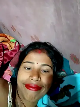 Snapshot of Miss_triha chatting on February 2025 09:38:02 PM Miss triha online show from February 2025 09:38:02 PM