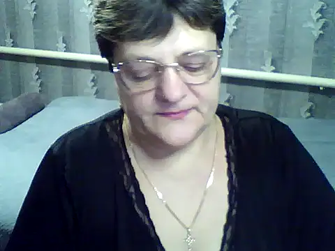 Snapshot of ElzaJewel chatting on January 2026 11:52:02 PM ElzaJewel online show from January 2026 11:52:02 PM