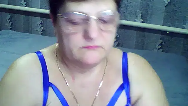 Snapshot of ElzaJewel chatting on February 2026 07:54:01 PM ElzaJewel online show from February 2026 07:54:01 PM