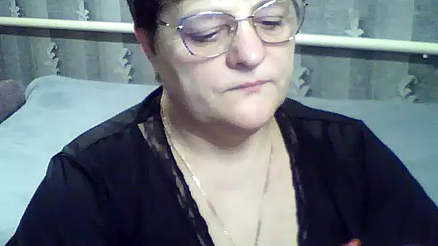 Snapshot of ElzaJewel chatting on February 2026 02:41:01 AM ElzaJewel online show from February 2026 02:41:01 AM