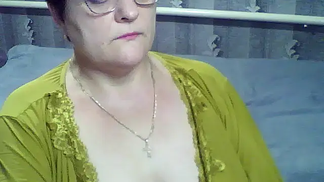 Snapshot of ElzaJewel chatting on February 2026 09:21:02 AM ElzaJewel online show from February 2026 09:21:02 AM