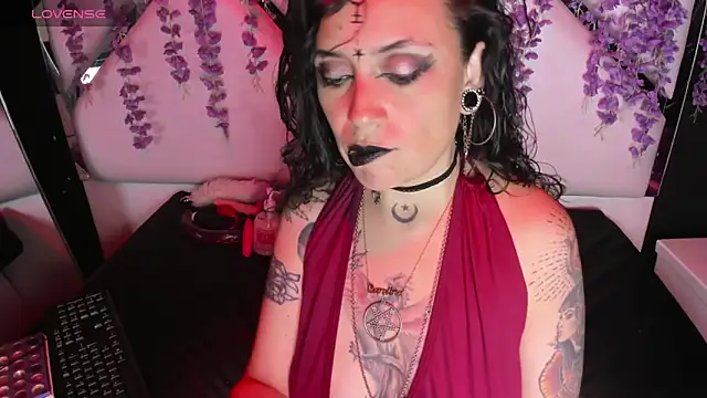 Snapshot of Fenix_Lilith chatting on June 2026 03:40:01 PM Fenix Lilith online show from June 2026 03:40:01 PM