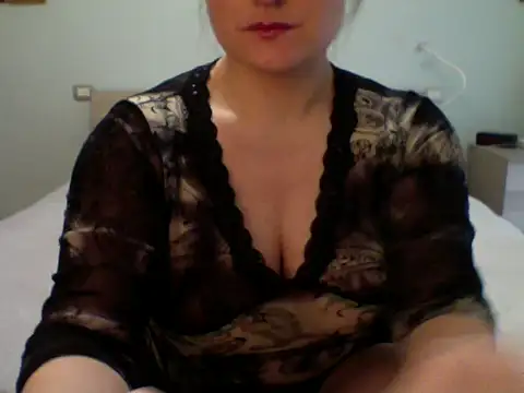 Snapshot of PrincessEileen89 chatting on February 2025 01:26:02 PM PrincessEileen89 online show from February 2025 01:26:02 PM