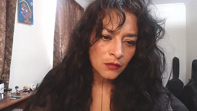 Snapshot of LeaBigboobs chatting on September 2025 01:33:02 PM LeaBigboobs online show from September 2025 01:33:02 PM