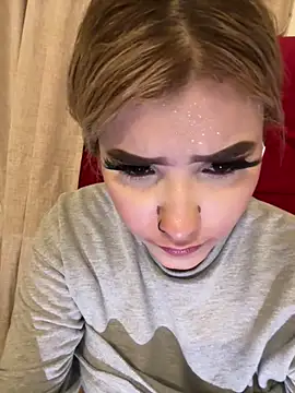 Snapshot of akirahattori chatting on November 2025 04:56:01 AM akirahattori online show from November 2025 04:56:01 AM