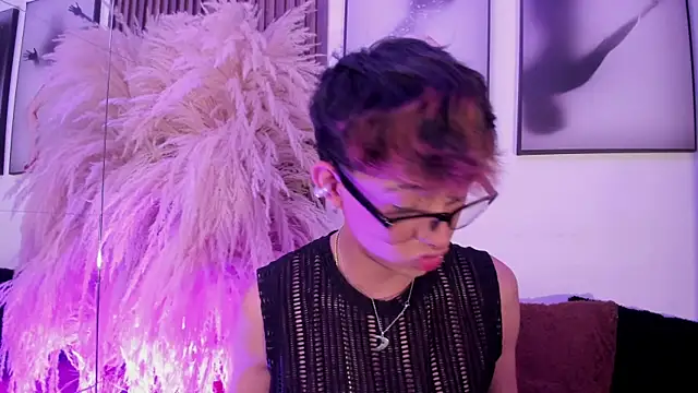 Allen Starck online show from November 2025 02:28:02 AM