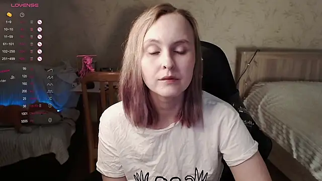 Agatha Mott online show from October 2025 11:22:01 AM