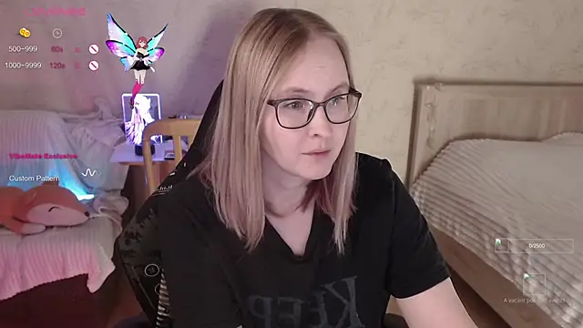 Agatha Mott online show from November 2025 02:10:01 AM