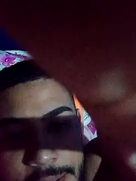 Elgroney23 online show from December 2025 01:15:02 AM