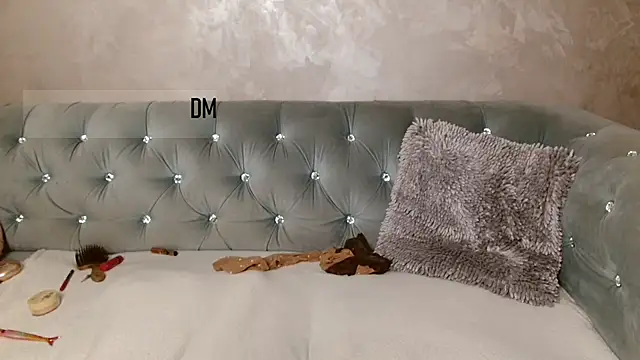 xoCaroxQueenxo online show from March 2025 12:00:02 AM