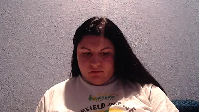 KiraSwee online show from December 2025 07:53:01 PM