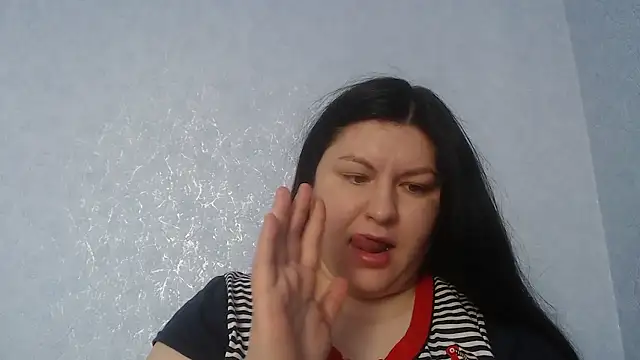 KiraSwee online show from January 2026 07:46:02 AM