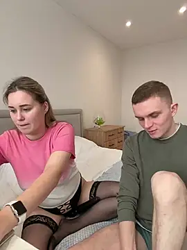 Snapshot of alisanikita chatting on March 2025 06:40:02 AM alisanikita online show from March 2025 06:40:02 AM