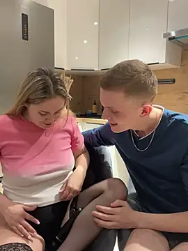 Snapshot of alisanikita chatting on March 2025 03:59:01 PM alisanikita online show from March 2025 03:59:01 PM