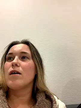 Snapshot of alisanikita chatting on September 2025 06:52:01 PM alisanikita online show from September 2025 06:52:01 PM