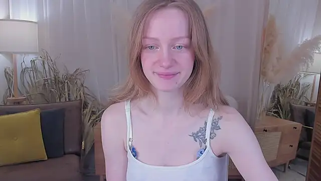 MollyCutiePie online show from March 2025 05:49:02 AM