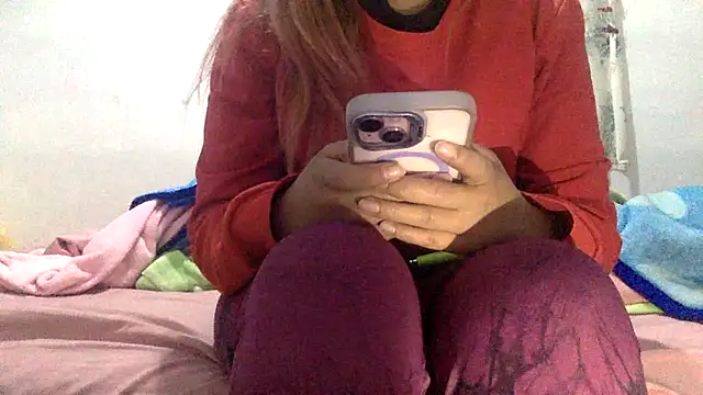 sharonlopez9611 online show from December 2025 04:07:02 AM