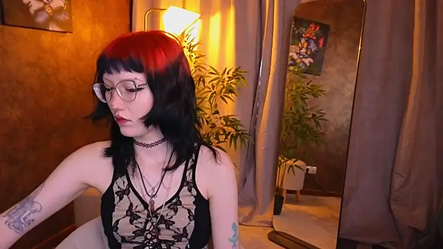 lissaros online show from February 2025 05:25:01 AM