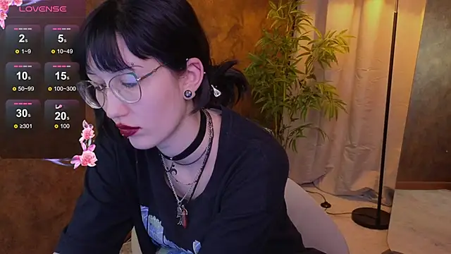 lissaros online show from March 2025 11:23:01 AM