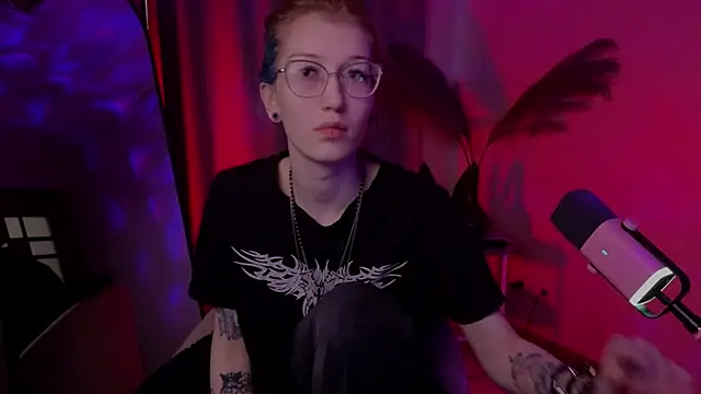 lissaros online show from October 2025 05:05:02 AM