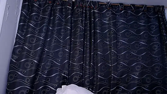 Alektra bryce online show from March 2025 11:00:02 PM