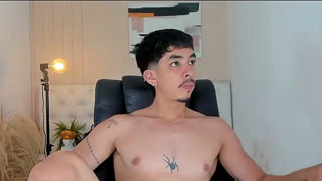 ISAAC CRYSTON online show from February 2026 09:30:02 PM