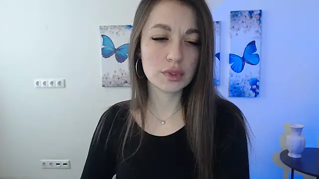 Snapshot of Eva_Eldis chatting on February 2025 09:48:01 AM Eva Eldis online show from February 2025 09:48:01 AM