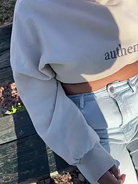 shakybabyx online show from March 2025 03:18:02 PM