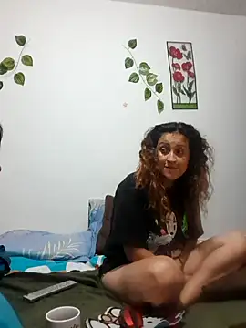 Snapshot of jeans_and_emma chatting on November 2025 01:59:02 AM jeans and emma online show from November 2025 01:59:02 AM