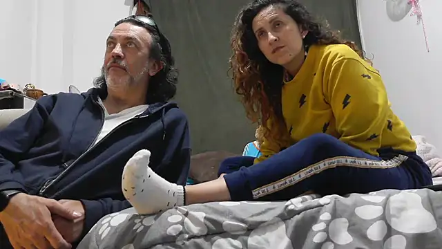 jeans and emma online show from January 2026 02:28:02 AM