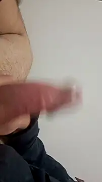 Snapshot of SensitiveOption8 chatting on December 2025 04:05:01 PM SensitiveOption8 online show from December 2025 04:05:01 PM