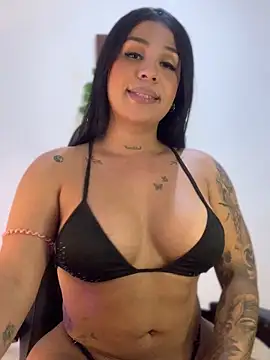 Snapshot of tinalove7 chatting on October 2025 12:28:02 AM tinalove7 online show from October 2025 12:28:02 AM