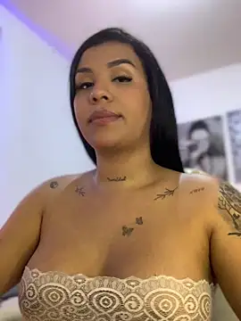 Snapshot of tinalove7 chatting on July 2026 12:32:02 AM tinalove7 online show from July 2026 12:32:02 AM