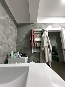 BonyBon29 online show from November 2025 06:30:02 AM