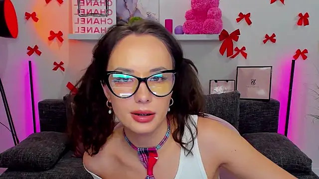 Snapshot of Suga_babe chatting on February 2025 12:36:02 PM Suga babe online show from February 2025 12:36:02 PM