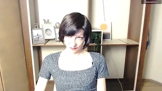  AngeliaFlow  online show from October 2025 07:08:01 AM