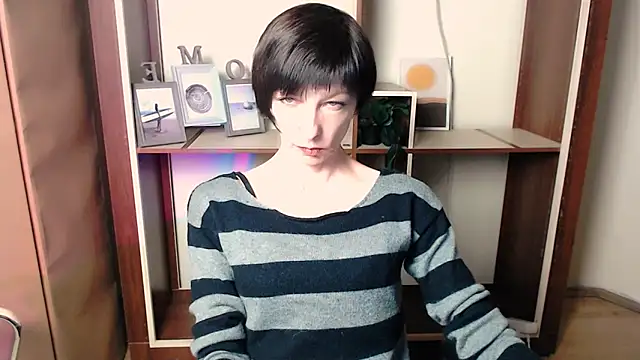  AngeliaFlow  online show from November 2025 08:13:02 AM