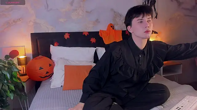 Snapshot of AdrianoAubert chatting on November 2025 03:07:01 AM AdrianoAubert online show from November 2025 03:07:01 AM