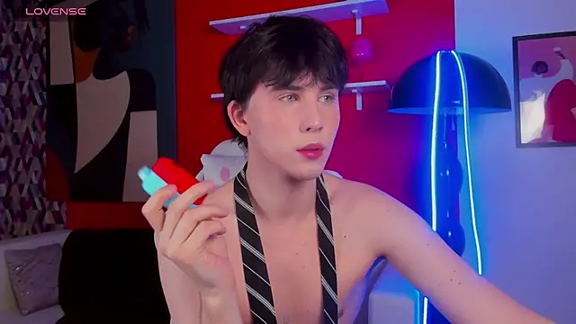 Snapshot of AdrianoAubert chatting on December 2025 10:35:01 AM AdrianoAubert online show from December 2025 10:35:01 AM