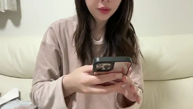 Snapshot of -KURUMI- chatting on May 2026 08:01:01 AM -KURUMI- online show from May 2026 08:01:01 AM