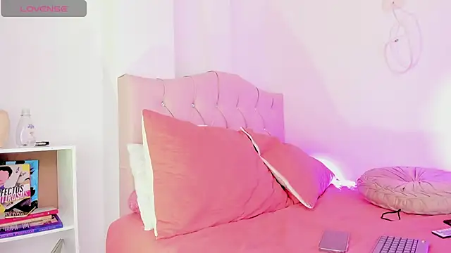 VictoriaBlackfire online show from November 2025 01:04:02 AM