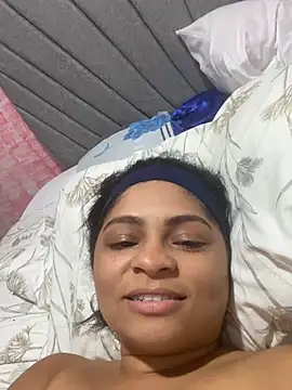 Snapshot of Tana_latin chatting on March 2025 02:08:01 AM Tana latin online show from March 2025 02:08:01 AM