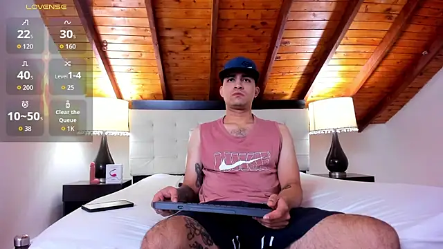 Sebastian Berne online show from March 2026 07:09:01 PM