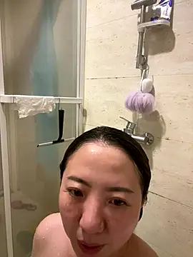 Snapshot of Hannababy_ chatting on November 2025 02:51:01 PM Hannababy online show from November 2025 02:51:01 PM