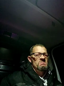 Gncastc23 online show from September 2025 09:15:02 PM