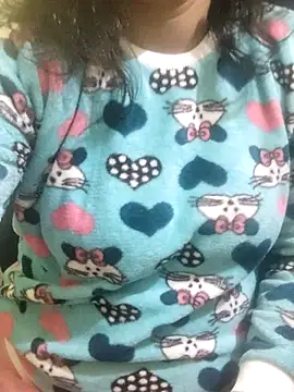 Your cutiepie  online show from December 2025 06:02:01 PM